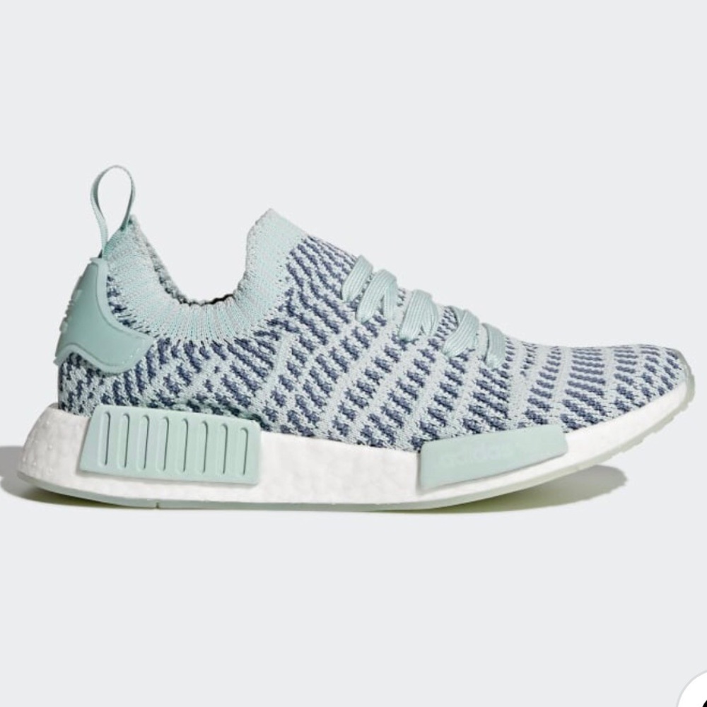 Women’s Adidas NMD R1 Primeknit NWT - Picture 3 of 6